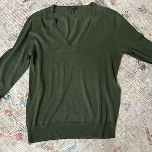 J Crew emerald green thin sweater. Size S. Barely worn